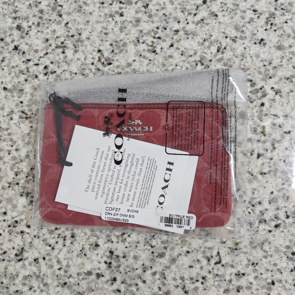 Coach Corner Zip Wristlet In Signature Denim (red)